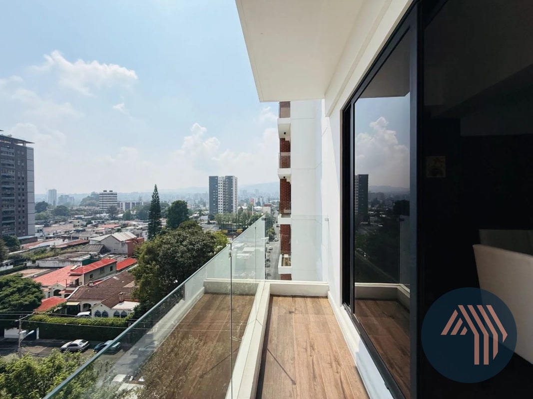 VENTA DE HERMOSO APARTAMENTO - MORETTI, ZONA 10 - 10