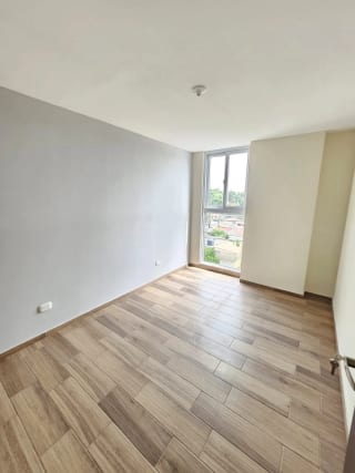 Apartamento en zona 11 a la altura de Centro Español Roosevelt — Apartamento en Venta en Zona 11, Guatemala, Ciudad — miniatura 3 de 10