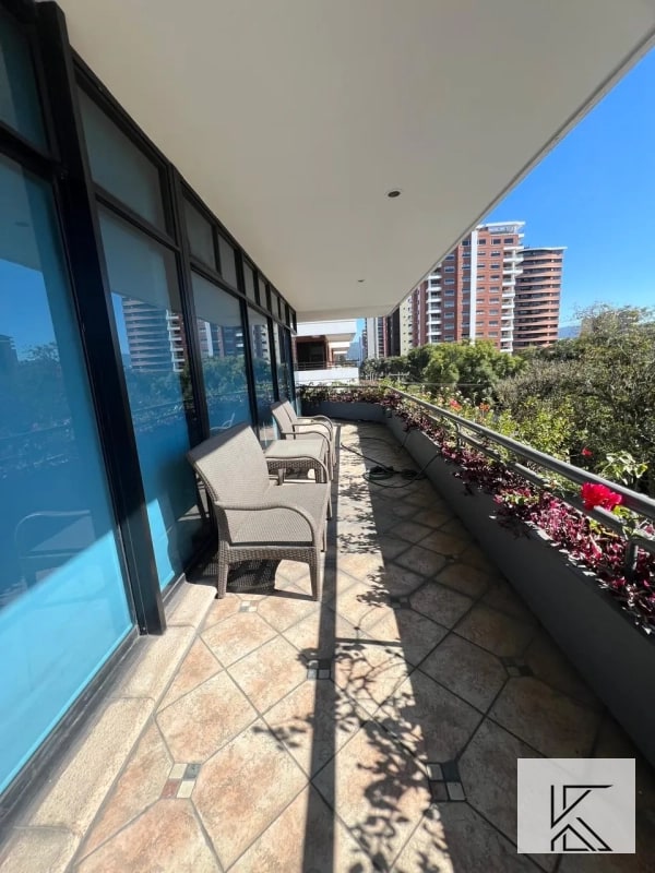 Elegante y amplio apartamento en VENTA en zona 14 en L'Excellence - 3