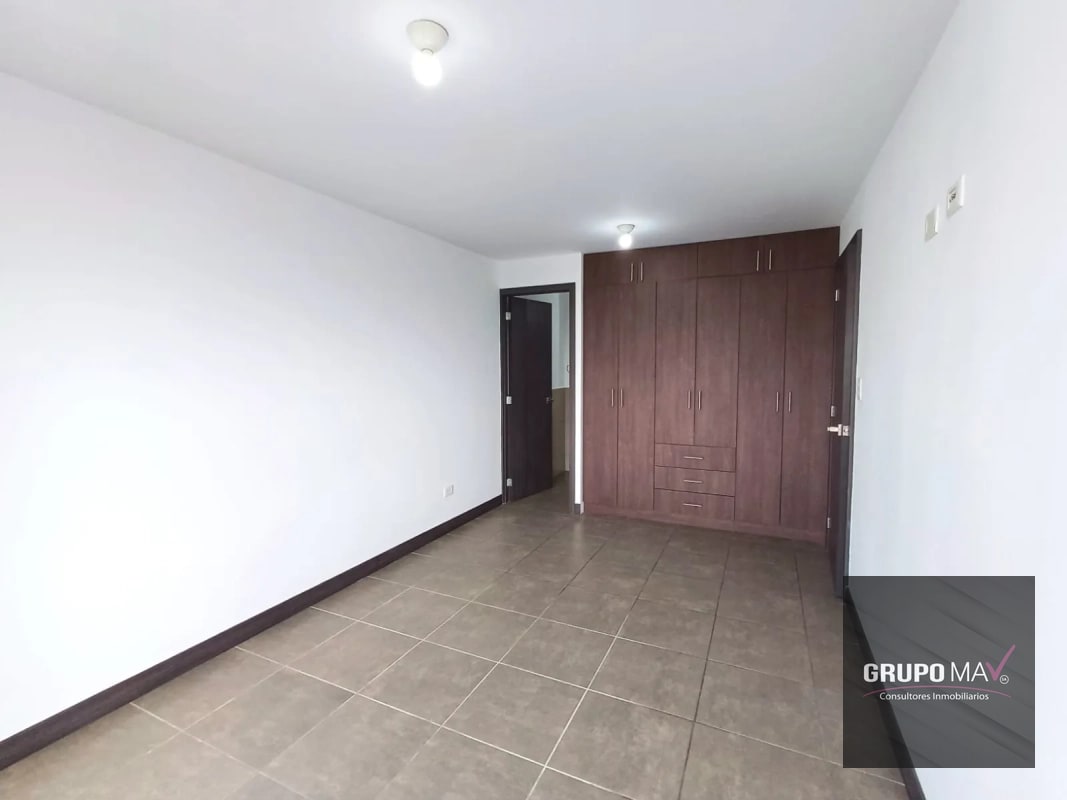 Apartamento Zona 15 Edificio 3-85 - 7
