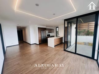 Apartamento con Jardín | 3 Hab. | Edificio en Zona 10 — Apartamento en Alquiler en Zona 10, Guatemala, Ciudad — miniatura 15 de 15