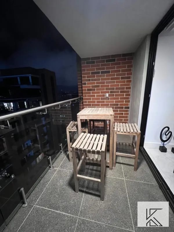 Moderno apartamento en VENTA en Edificio Airali, zona 10 — Apartamento en Venta en Airali, Zona 10, Guatemala, Ciudad — foto 8 de 16
