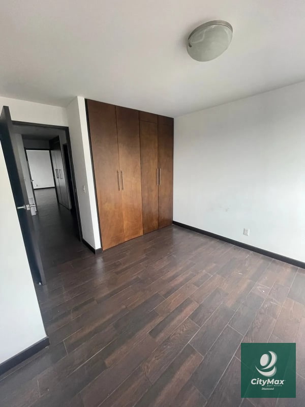 Apartamento en Renta en Zona 14, Ciudad de Guatemala - 4