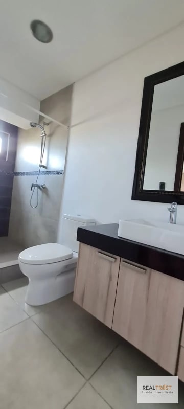 APARTAMENTO AMUEBLADO EN VENTA VIU CAYALÁ ZONA 16 - 5