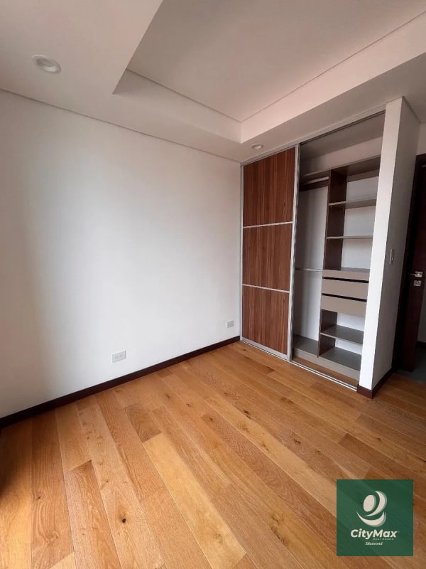 Apartamento nuevo en Renta en Edificio Quinta Avenida Zona 14 - 6