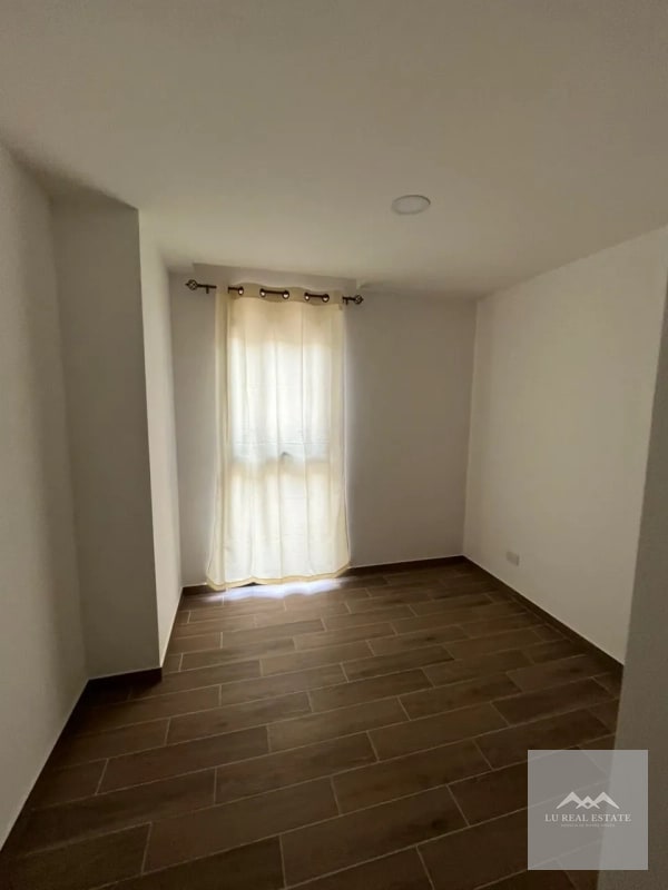 Apartamento de dos habitaciones en z14 - 2