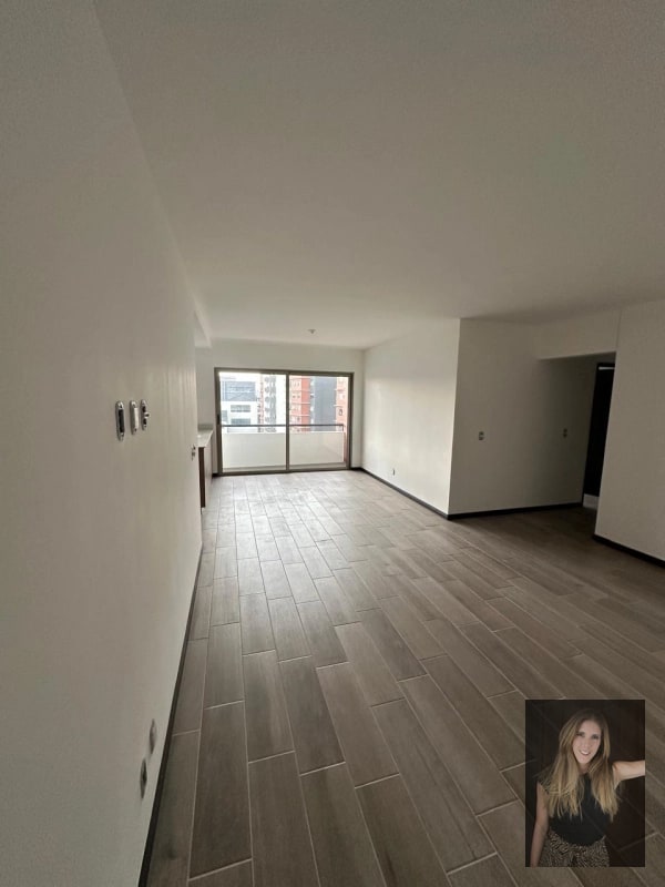 Apartamento en renta Edificio Segheria zona 14 sector la villa - 17