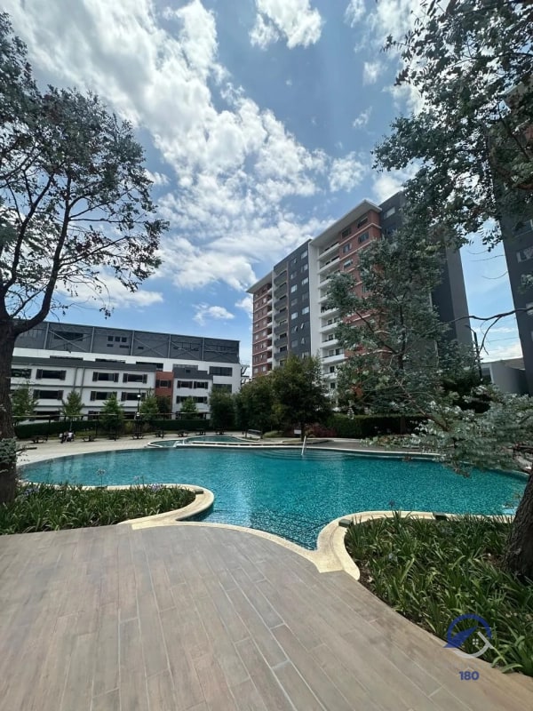 Apartamento en renta en Apartamentos Segheria, zona 14, Ciudad de Guatemala - 1