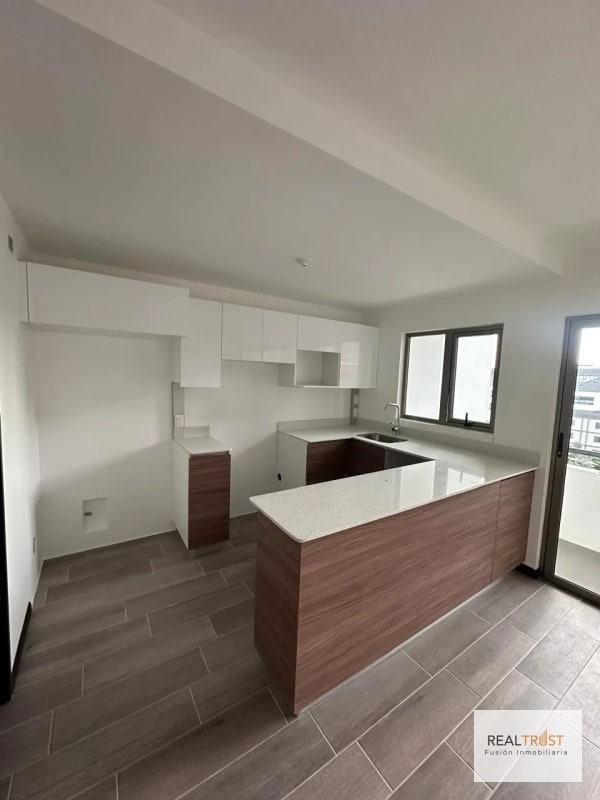 APARTAMENTOS EN RENTA SEGHERIA ZONA 14 LA VILLA - 3