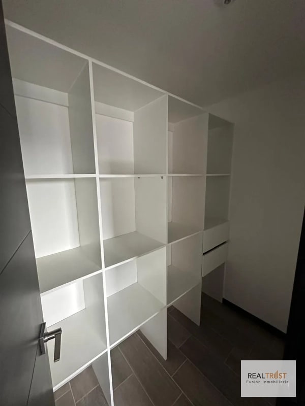 APARTAMENTOS EN RENTA SEGHERIA ZONA 14 LA VILLA - 2