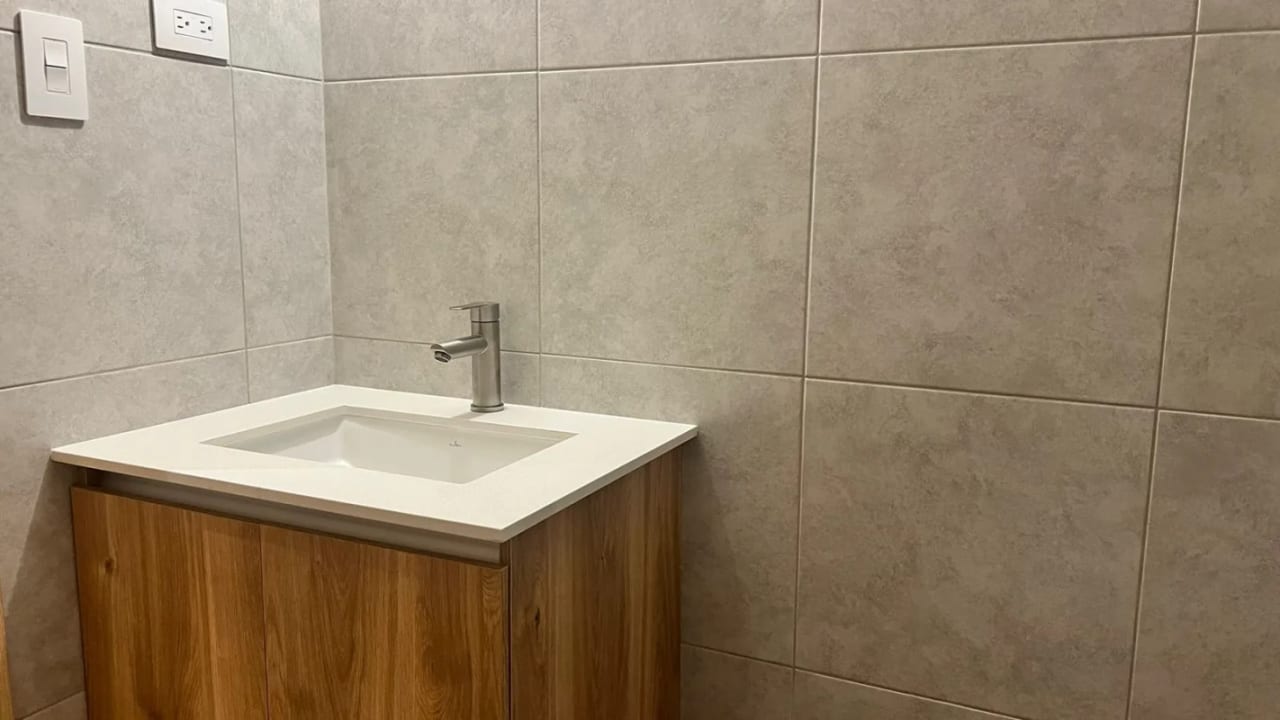 Apartamento en renta en Cendana, zona 9, Guatemala — Apartamento en Alquiler en Cendana, Zona 9, Guatemala, Ciudad — foto 4 de 10