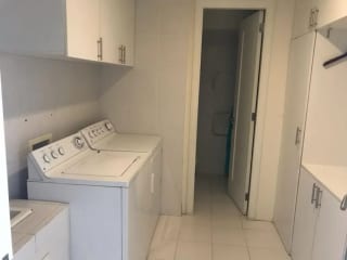 Alquilo Apto Amueblado en Zona 10 Edificio Atrium — Apartamento en Alquiler en Atrium, Zona 10, Guatemala, Ciudad — miniatura 13 de 14