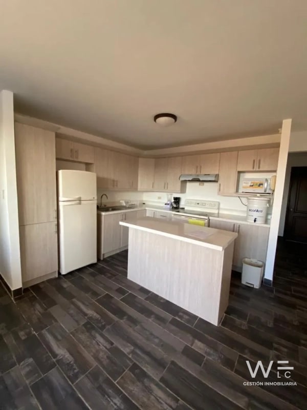 VENDO APARTAMENTO ZONA 14 - 7