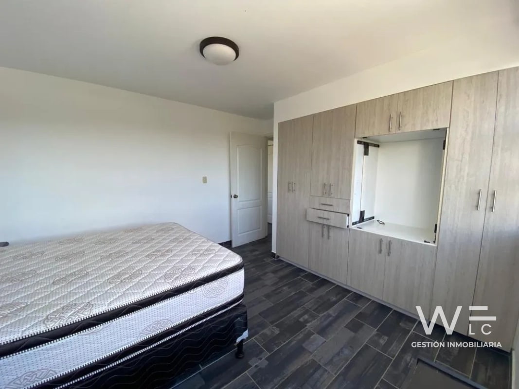 VENDO APARTAMENTO ZONA 14 - 4