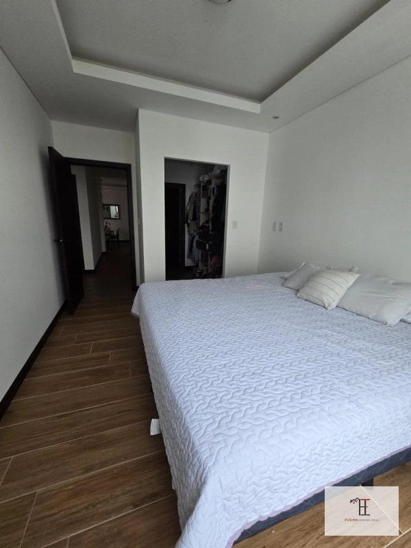 Rento / Vendo apartamento en zona 16, Cayalá Lirios 3 - 3