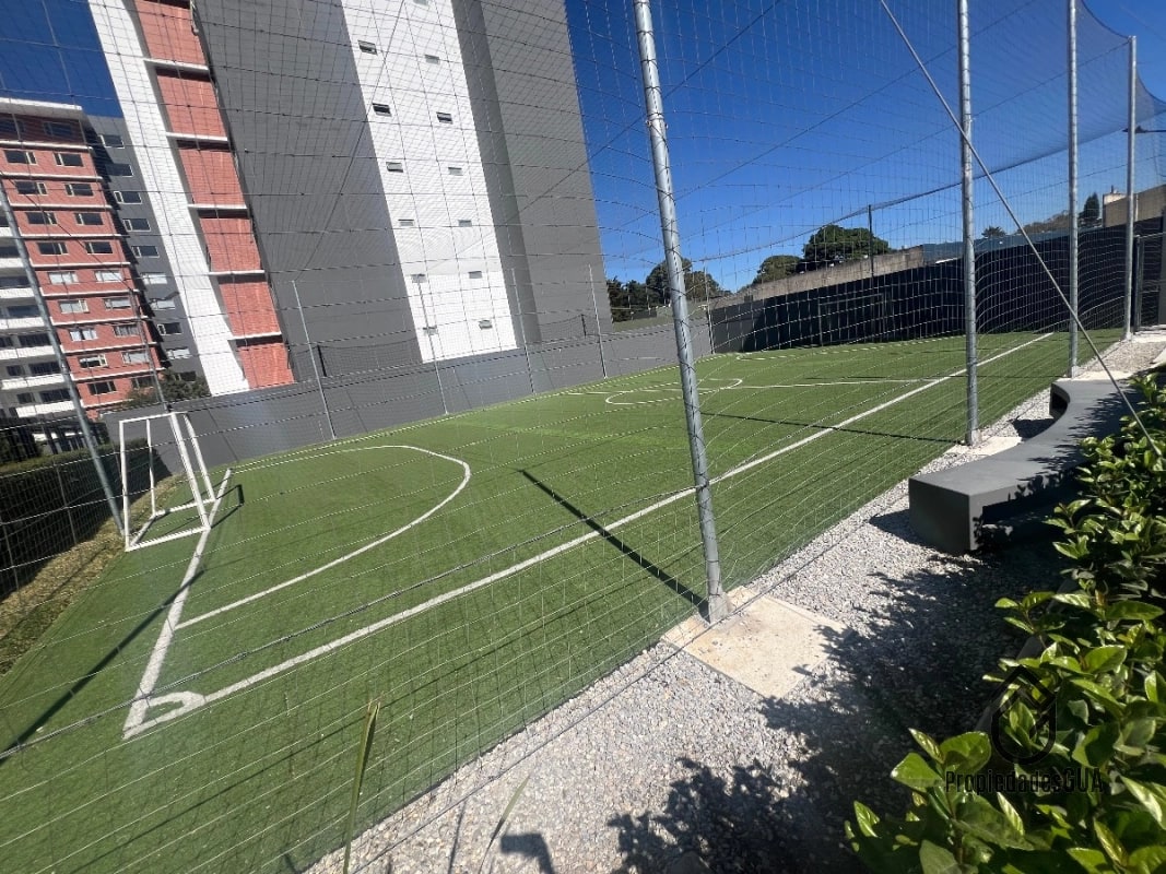 Apartamento en RENTA Segheria zona 14 - 12