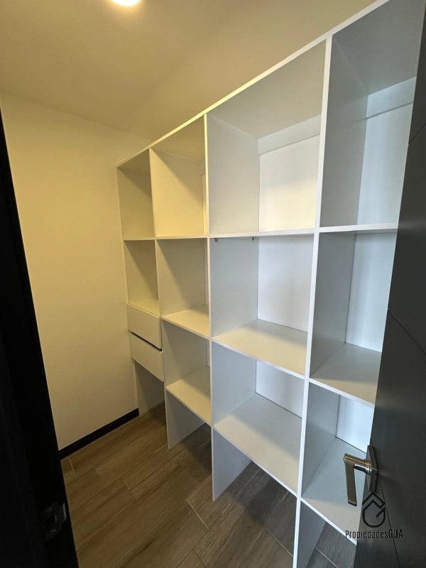 Apartamento en RENTA Segheria zona 14 - 6