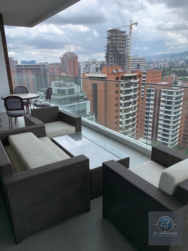 Exclusivo apartamento en renta y venta edificio ECHO Zona 14 - 11