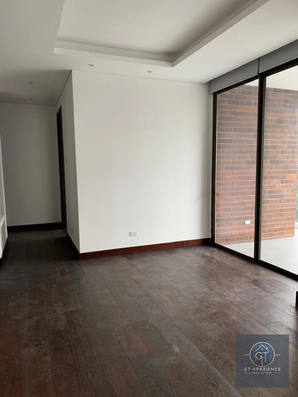 Lindo apartamento en edificio ECHO, zona 14 - 12