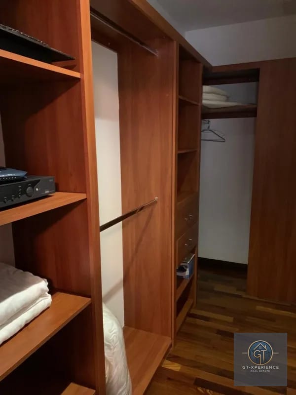 Apartamento en edificio Zona 14 — Apartamento en Alquiler en Zona 14, Guatemala, Ciudad — foto 4 de 8