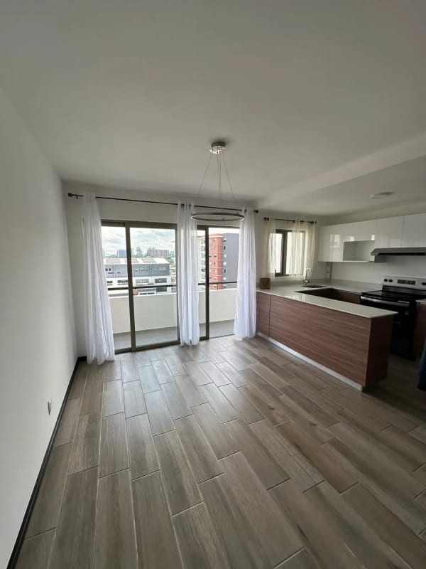 Apartamento en renta en Seghería zona 14 — Apartamento en Alquiler en Segheria, Zona 14, Guatemala, Ciudad — foto 10 de 17