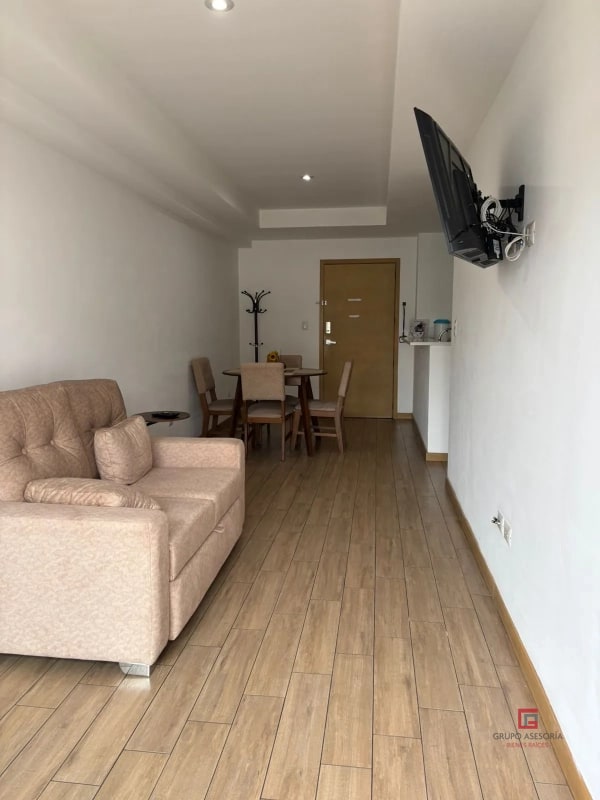 Lindo apartamento en renta en City Haus Zona 10 - 15