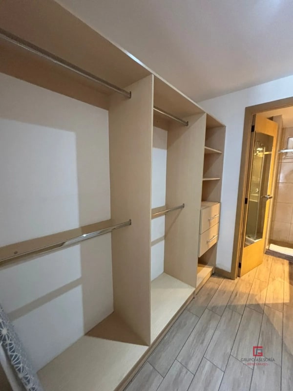 Lindo apartamento en renta en City Haus Zona 10 - 10