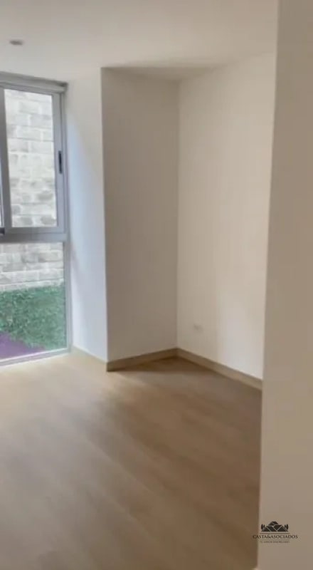 APARTAMENTO EN VENTA ZONA 4 - 10