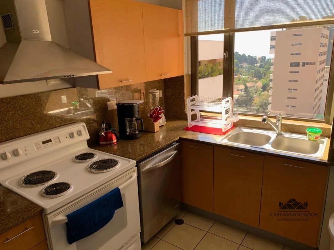 APARTAMENTO EN VENTA ZONA 14 - 15