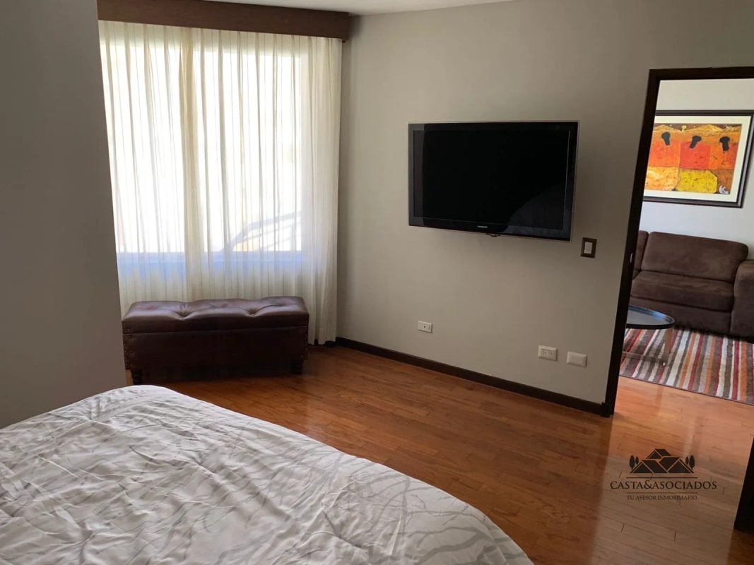 APARTAMENTO EN VENTA ZONA 14 - 3