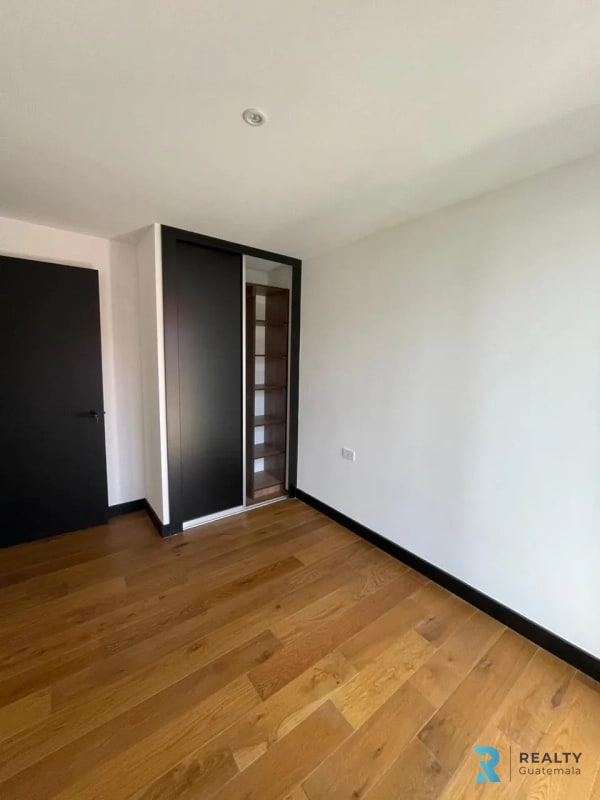 VENDO APARTAMENTO ZONA 11 VILLA MARISCAL Nivel Alto!! - 7
