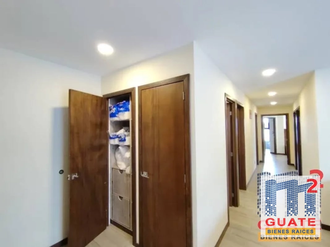 Apartamento en Venta, Zona 15 - 12