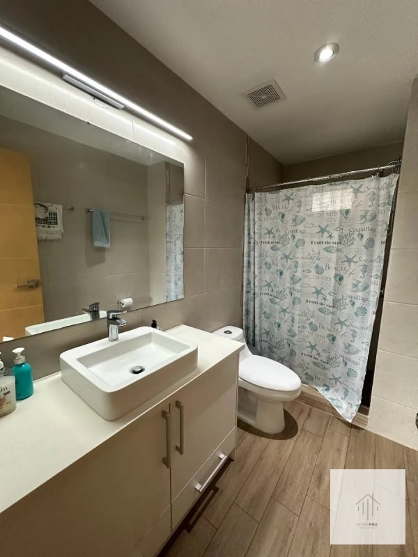 Apartamento en Venta en Zona 10 - 12