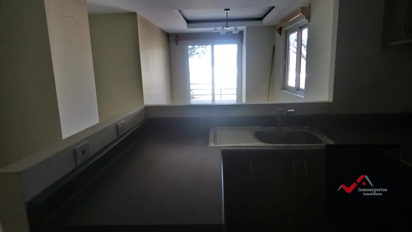 APARTAMENTO EN VENTA ZONA 7 JARDINES DE LA FLORESTA I - 12