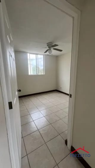 Apartamento Cañadas de Mariscal zona 11 — Apartamento en Venta en Cañadas de Mariscal, Zona 11, Guatemala, Ciudad — miniatura 4 de 8
