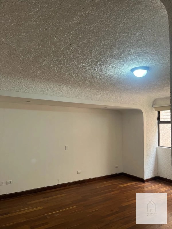 Apartamento amplio en venta/renta zona 15 - 7