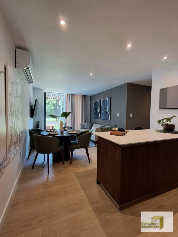 Zona 10/ Edificio Viana / Con financiamiento - 9