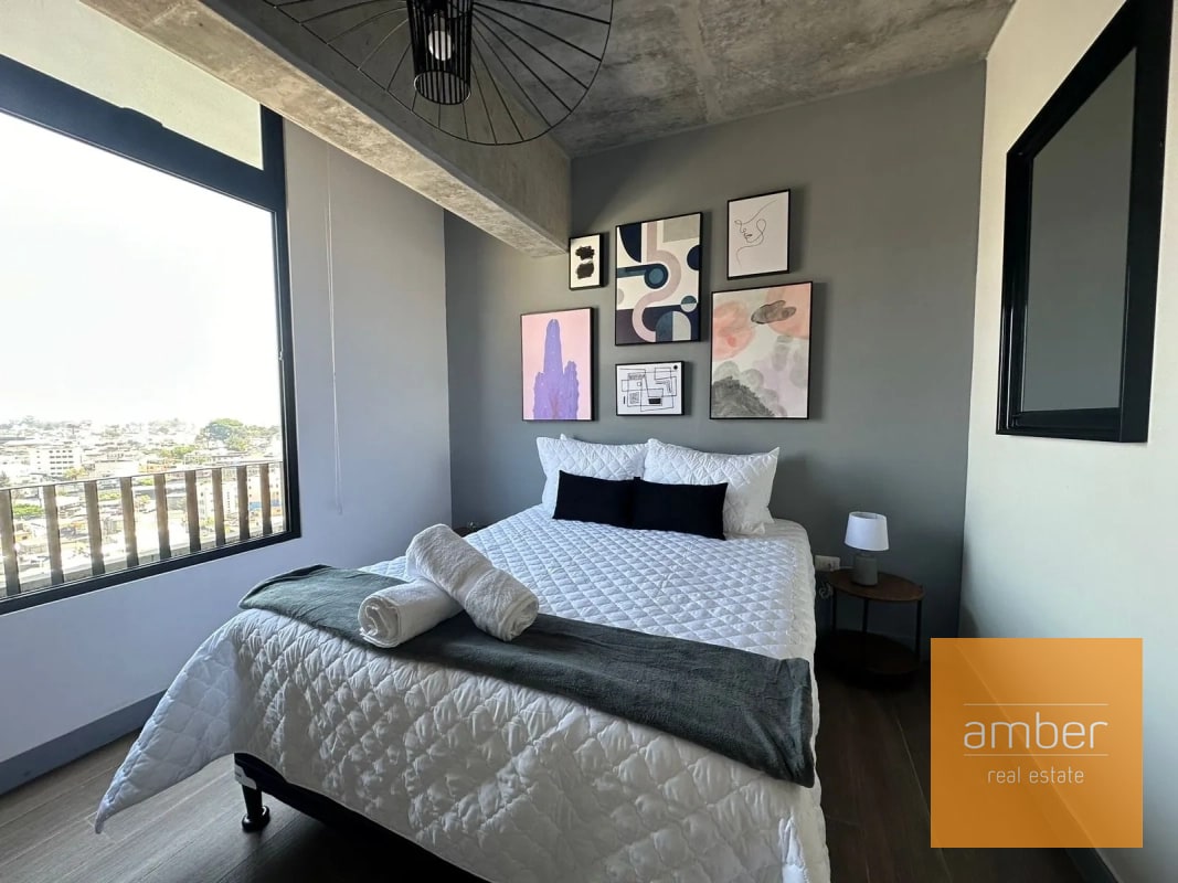 Apartamento en Edificio Granat, zona 4 - 8
