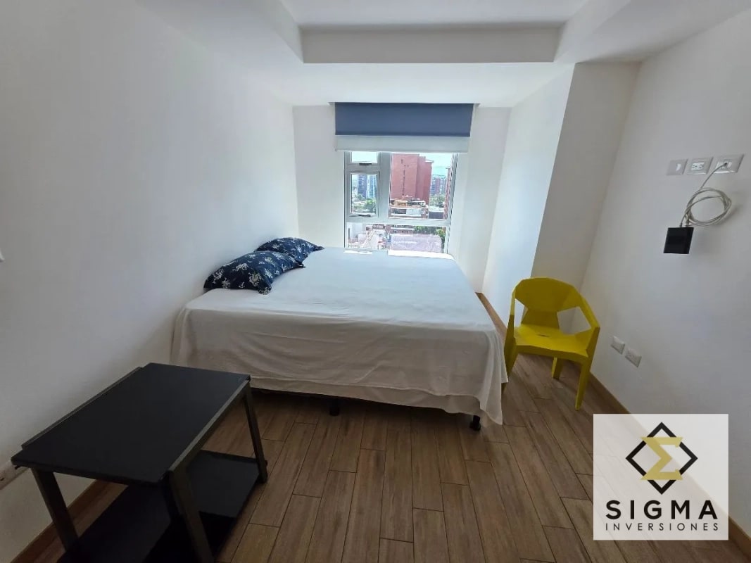 EN VENTA: Apartamento en zona 10, CITYHAUS, 2 habitaciones 2 parqueos - 11