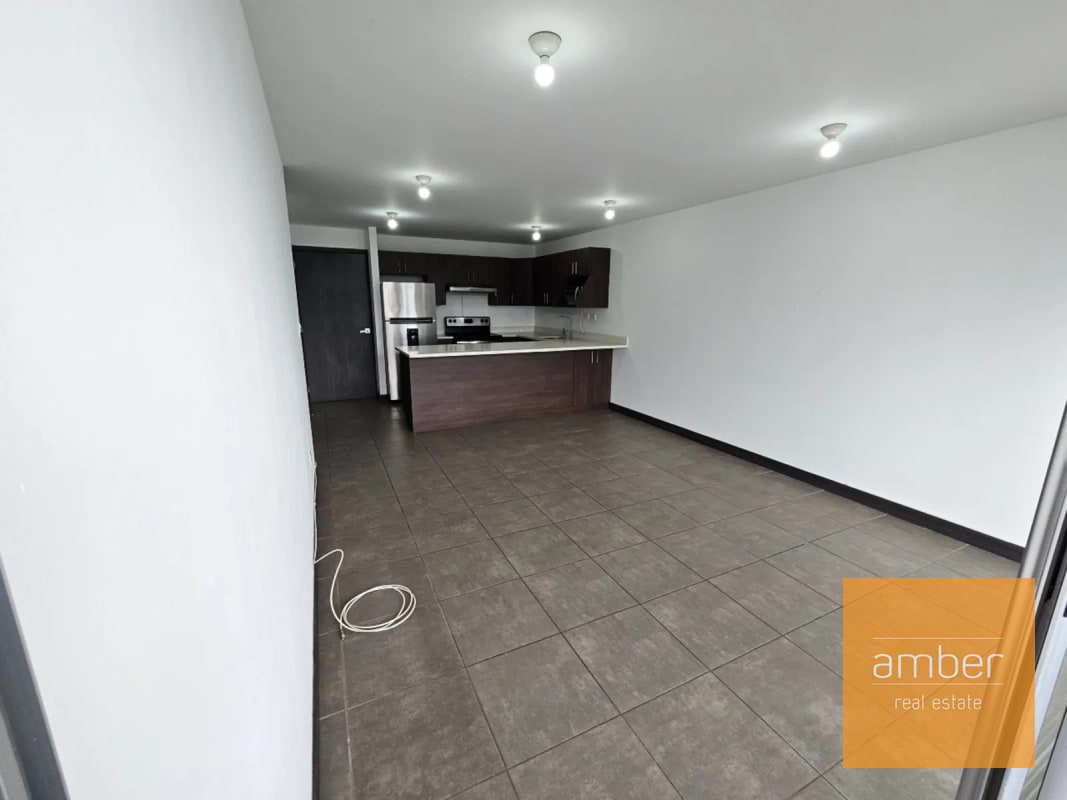 Apartamento en Edificio 3-85, zona 15 - 16