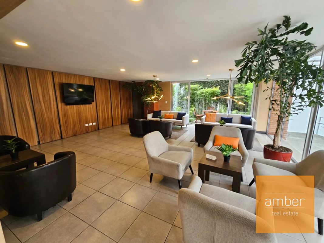 Apartamento en Edificio 3-85, zona 15 - 7