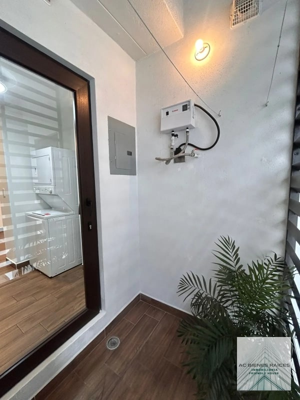 RENTA /VENTA APARTAMENTO BALMES ZONA 11 - 13