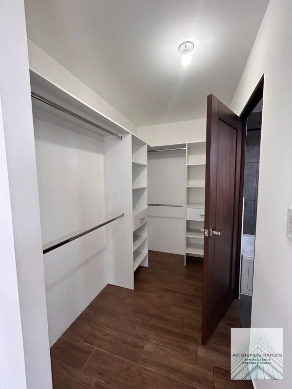 RENTA /VENTA APARTAMENTO BALMES ZONA 11 - 8