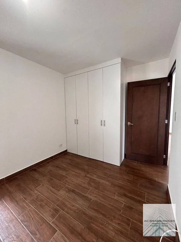 RENTA /VENTA  APARTAMENTO BALMES ZONA 11 - 6