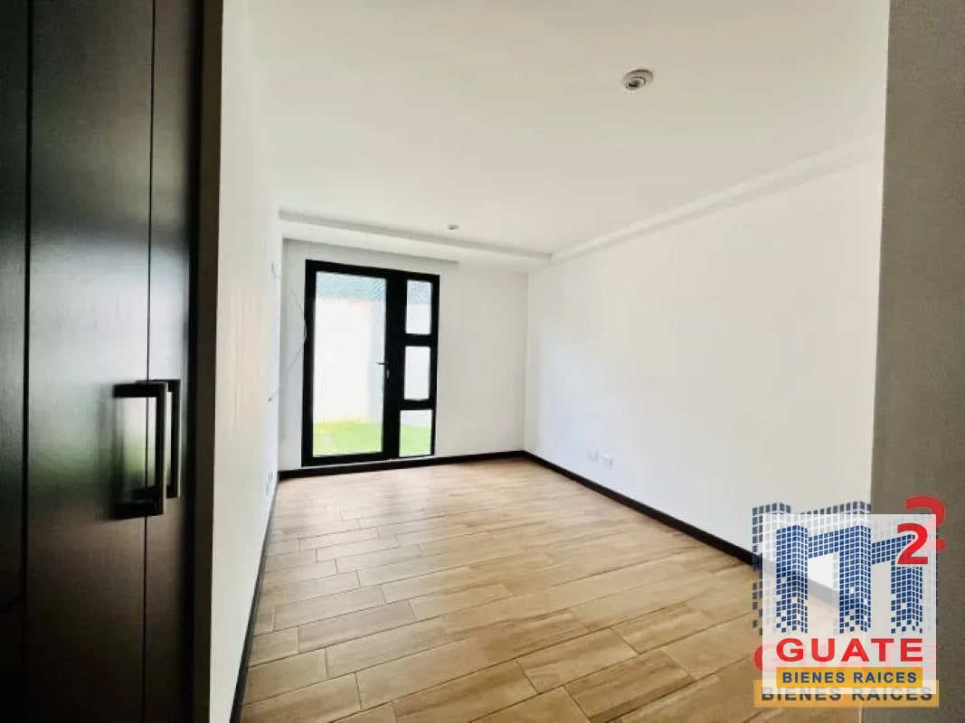 Apartamento en Venta, Zona 15 - 11