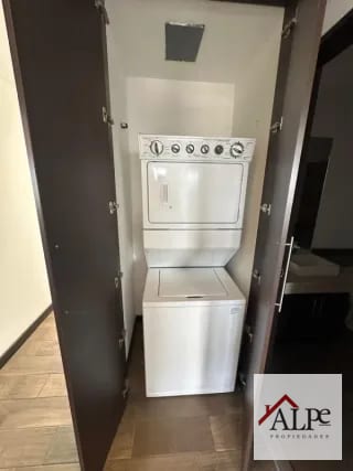 PENTHOUSE CON TERRAZA ZONA 10 — Apartamento en Alquiler en Verona, Zona 10, Guatemala, Ciudad — miniatura 10 de 15