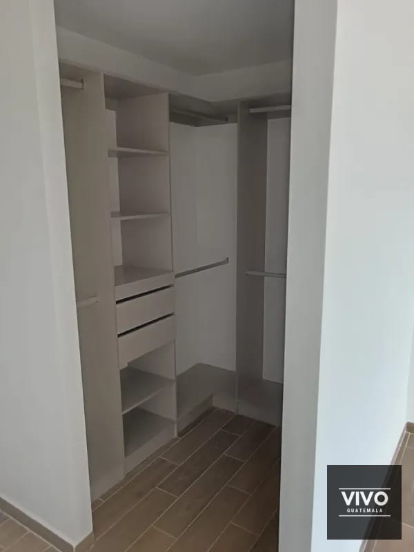 Se renta apartamento, 3 hab, Parque 14, $1300 — Apartamento en Alquiler en Parque 14, Zona 14, Guatemala, Ciudad — foto 2 de 10