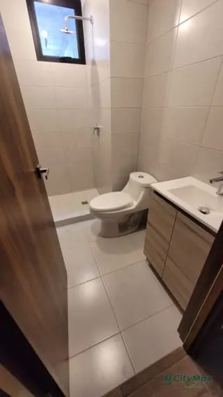 En renta apartamento en la Zona 13 Avenida las Americas — Apartamento en Venta en Zona 13, Guatemala, Ciudad — miniatura 6 de 8