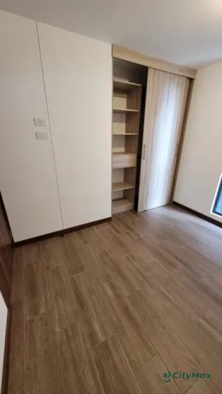 En renta apartamento en la Zona 13 Avenida las Americas — Apartamento en Venta en Zona 13, Guatemala, Ciudad — miniatura 4 de 8