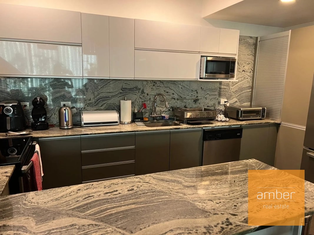 Apartamento en Edificio 19 Diez, zona 10 - 5